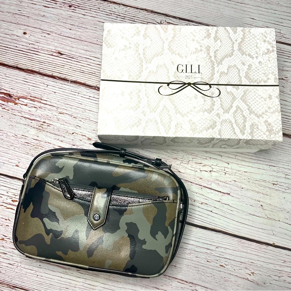 G.i.L.i. Camo Crossbody Bag